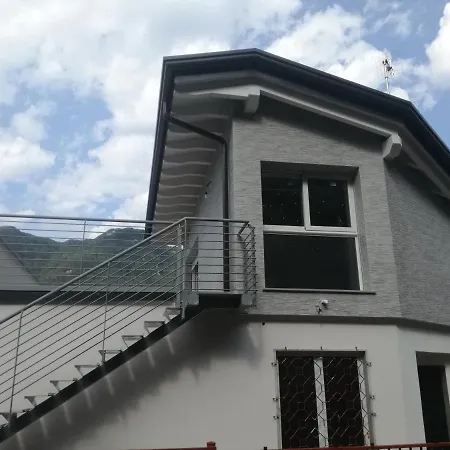 Oleandra Rossa Prázdninový dům Nesso
