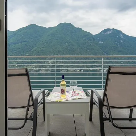 Vakantiehuis Oleandra Rossa *